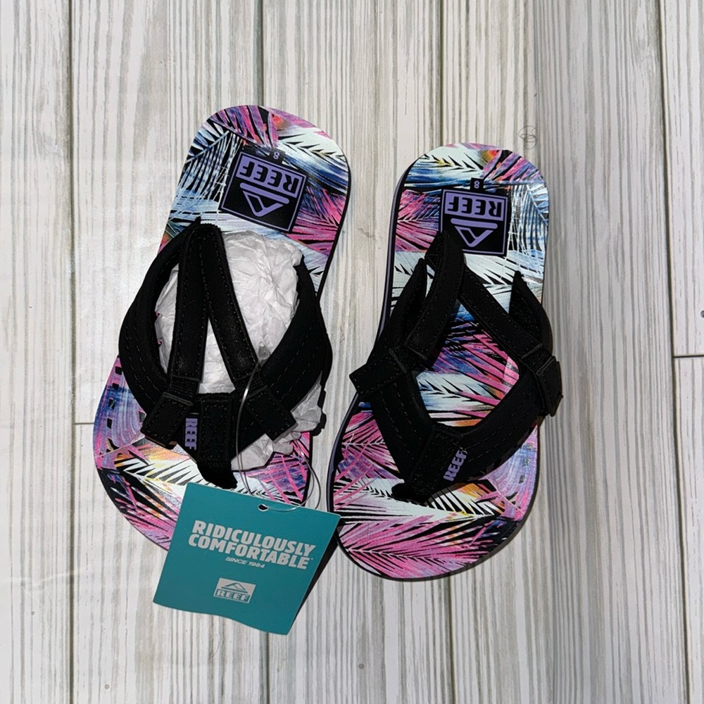 New kids water shoes